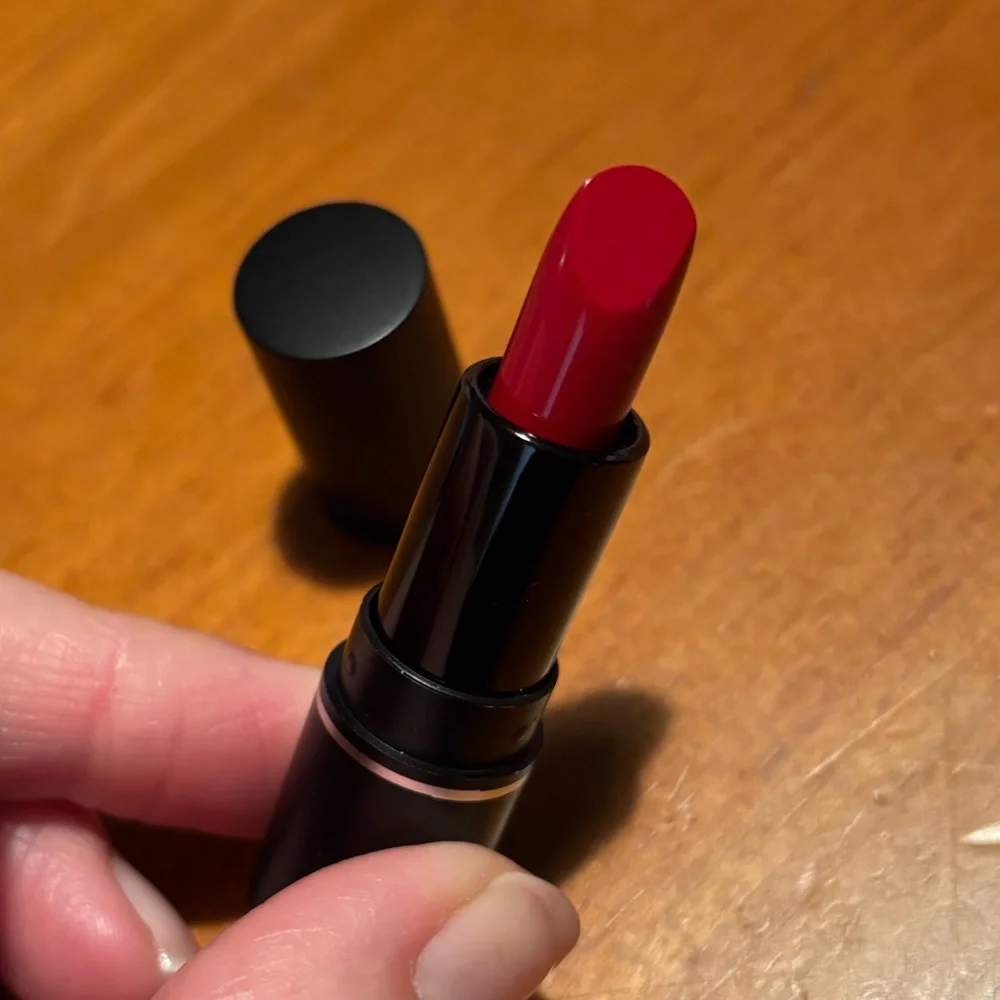 Makeup Forever Matte Lipstick